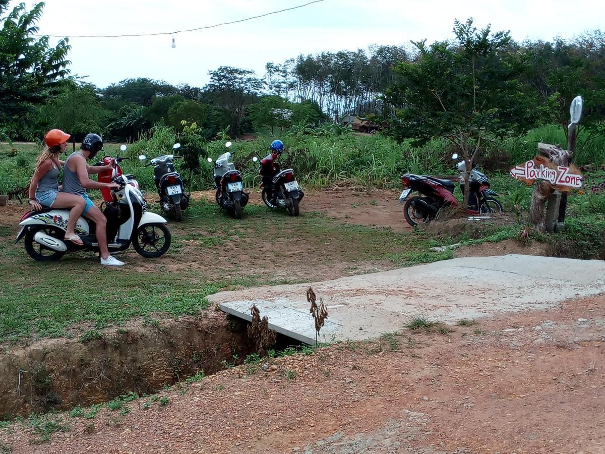 猫简易别墅旅馆 Ko Lanta 外观 照片
